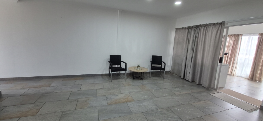 3 Bedroom Property for Sale in Heiderand Western Cape